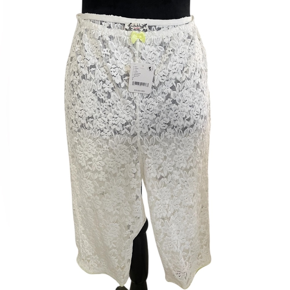 Free People All Day Women's Wear Lace Caprice in White,Large - Picture 5 of 9